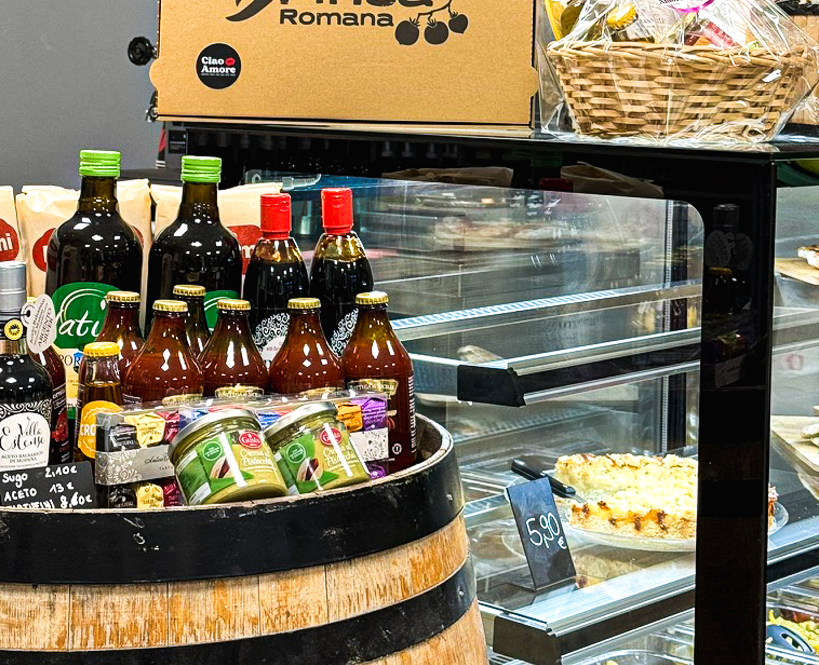 ciao-amore-feinkost-kachel-klein-theke